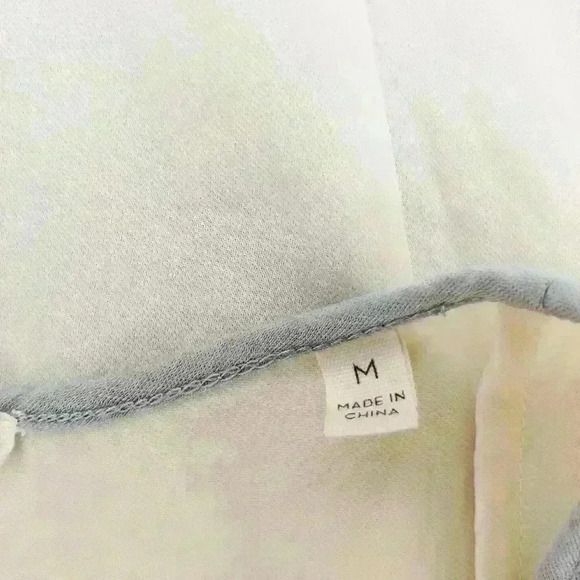 J BRAND ZHAO TANK GREY ROUND NECK TOP SIZE MEDIUM - Picture 3 of 8